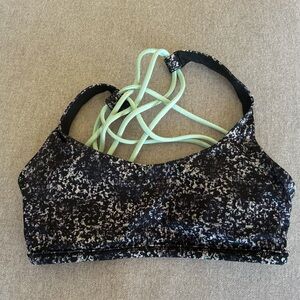 Free to be bra sz 2